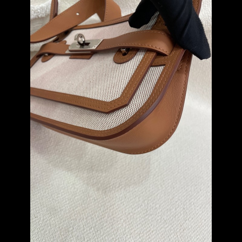 Hermes Mini Jypsiere 迷你吉普賽 金棕拼布 銀扣
颜色:金棕/米白-16