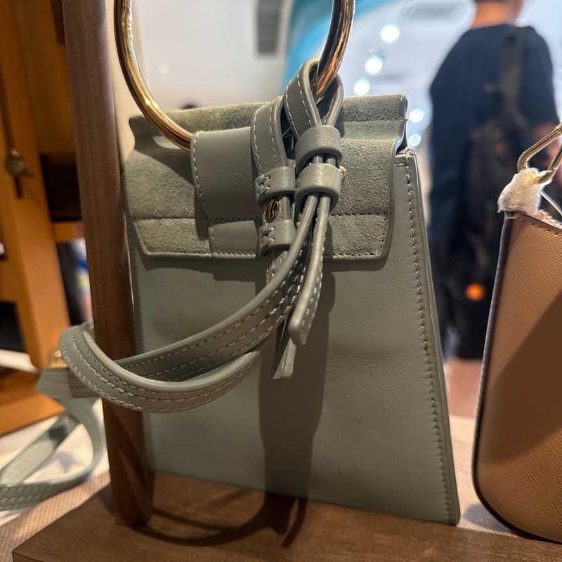 Chloé Faye Small Bracelet Bag Light Blue leather Shoulder Bag / Handbag / Crossbody bag-4