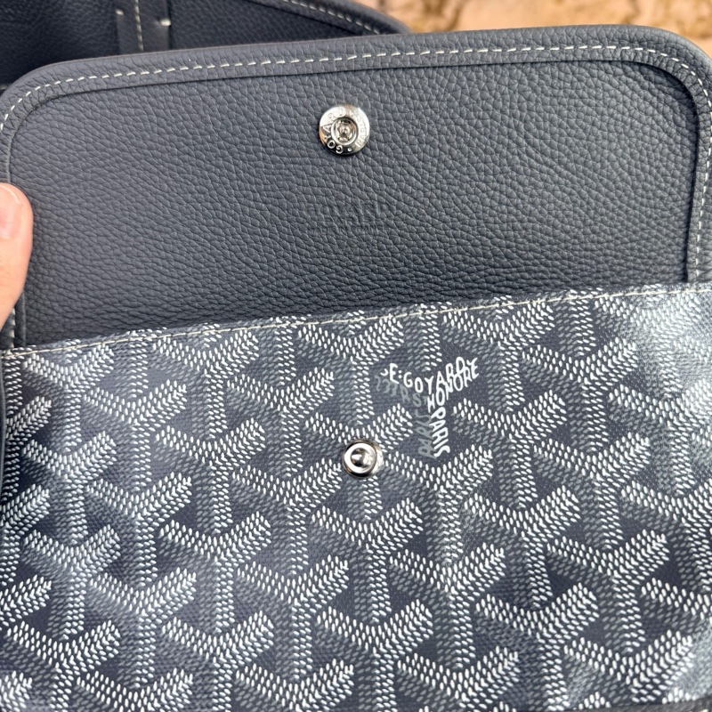 99新✨高雅德/Goyard 戈雅Hardy 灰色手提公文包旅行袋 配件:塵袋 購票 子袋-6