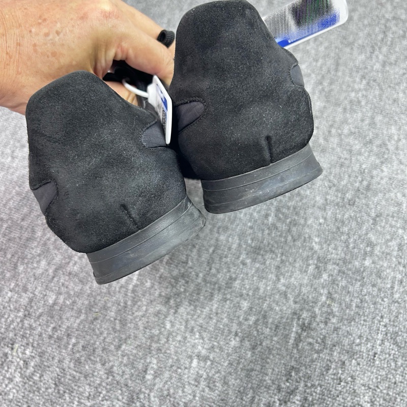 Louis Vuitton 路易威登 LV 帆布黑色休閒運動鞋/40碼 6碼/內長265-5