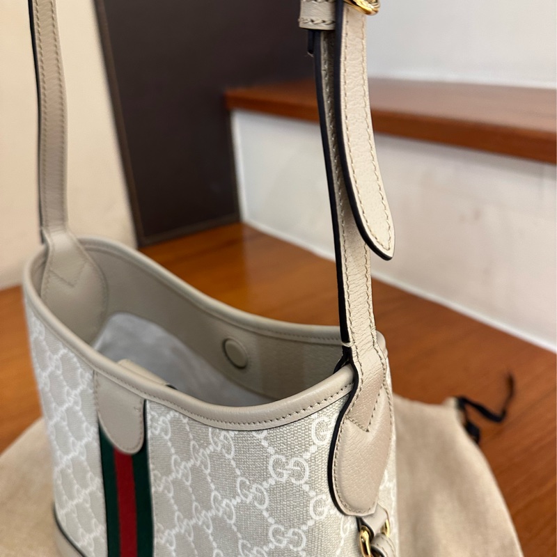 GUCCI 米白紅綠PVC可調整肩背包-7