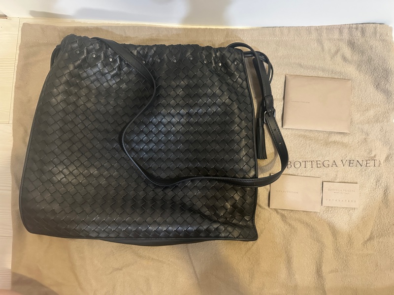 BOTTEGA VENETA 側肩背 / 斜背包|全新未使用|經典黑色|附專屬隨身鏡✨-5