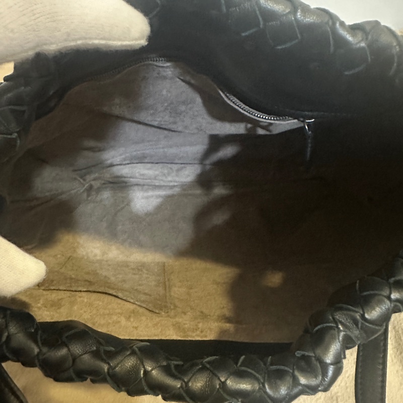 BOTTEGA VENETA 側肩背 / 斜背包|全新未使用|經典黑色|附專屬隨身鏡✨-8
