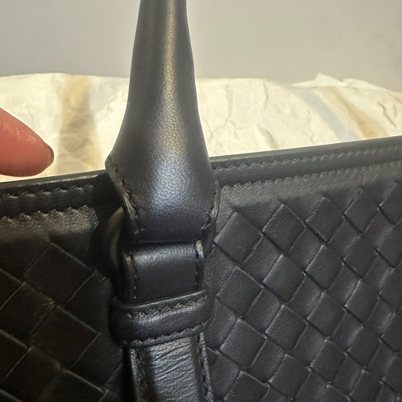BOTTEGA VENETA 手提包|全新未使用|經典黑色|附專屬隨身鏡 ✨-9