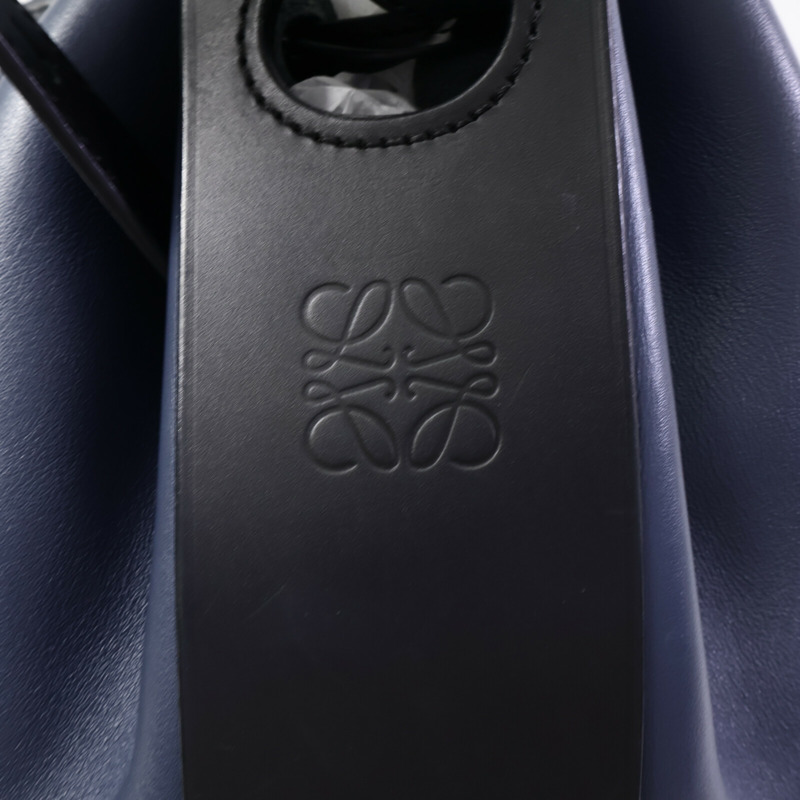 LOEWE 牛皮皮革Balloon Medium手挽肩背兩用袋-14