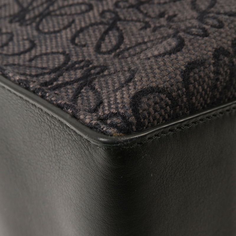 LOEWE 帆布/牛皮皮革Anagram肩背袋-12