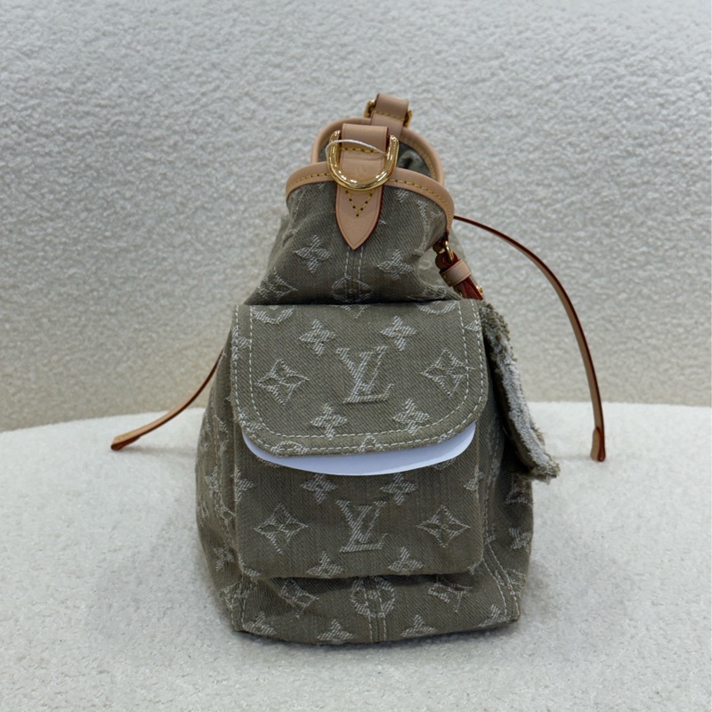 LV Carryall Cargo PM 卡其色牛仔包-2