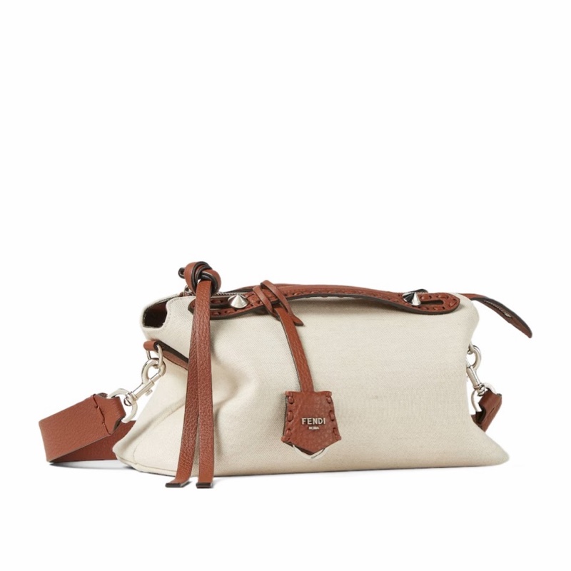 Fendi 女士 標誌性 By The Way Selleria 中號包袋均碼碼中號、29cm*13cm*17cm-2