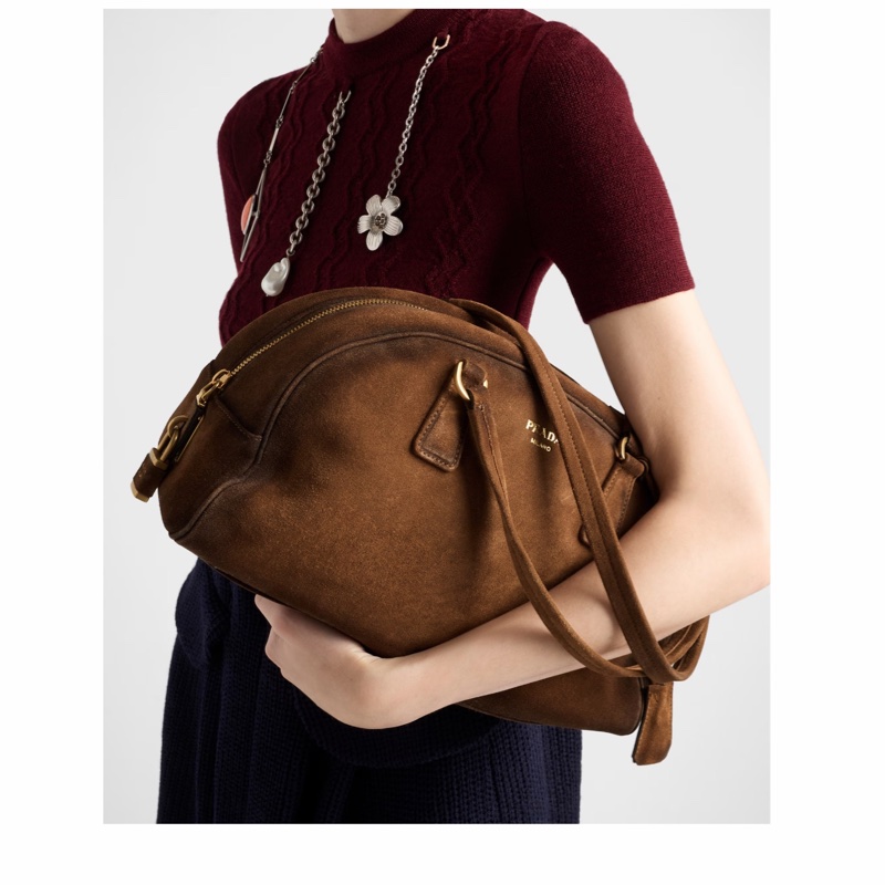 Prada 女士 Bowling 中號絨面革包均碼碼中號、35cm*16cm*20cm-1