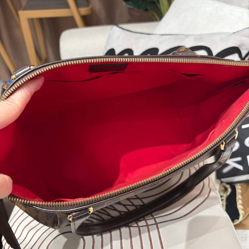 LV Westminster MM shoulder bag-5