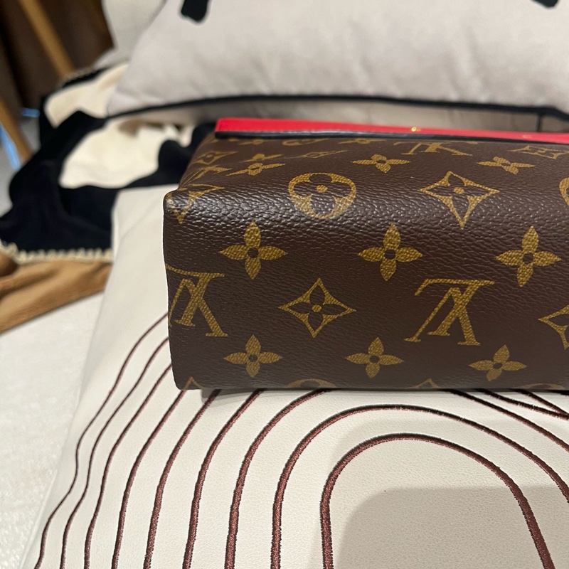 Lv Saint Placide Monogram Chain Shoulder Bag M43713-10
