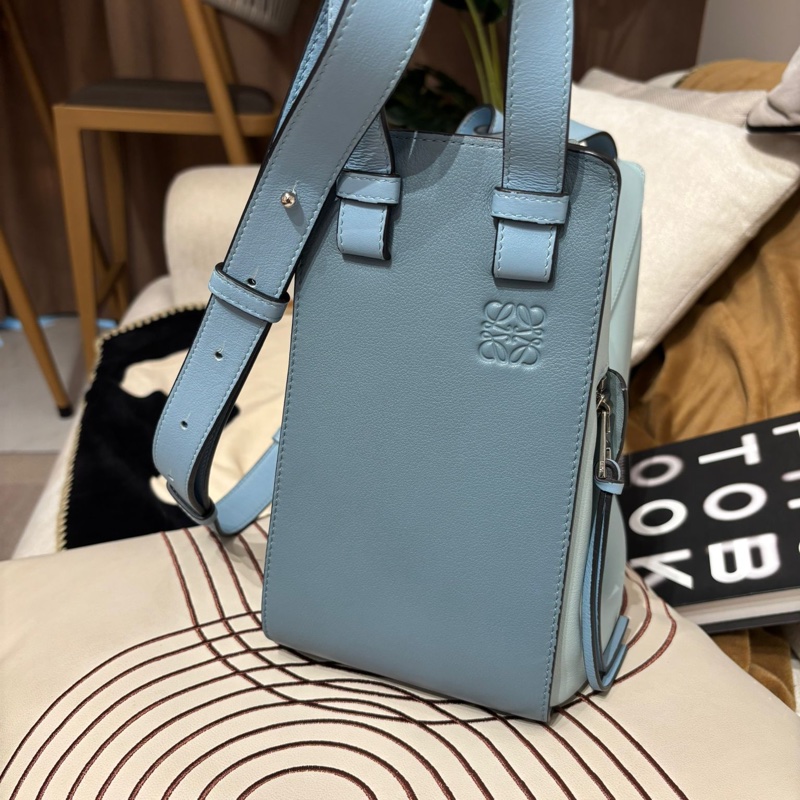 Loewe hammock medium Shoulder Bag-4