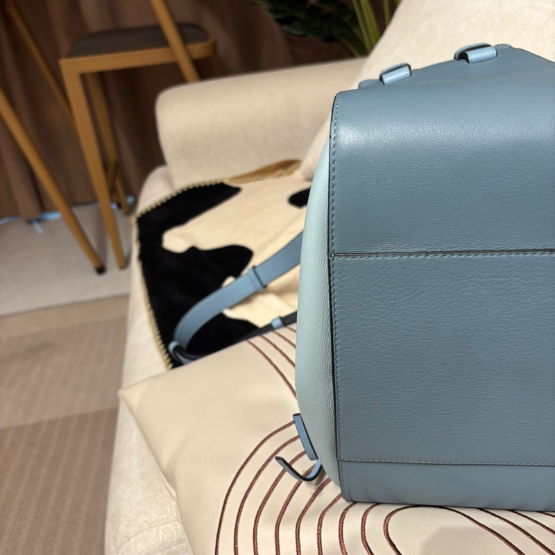 Loewe hammock medium Shoulder Bag-11