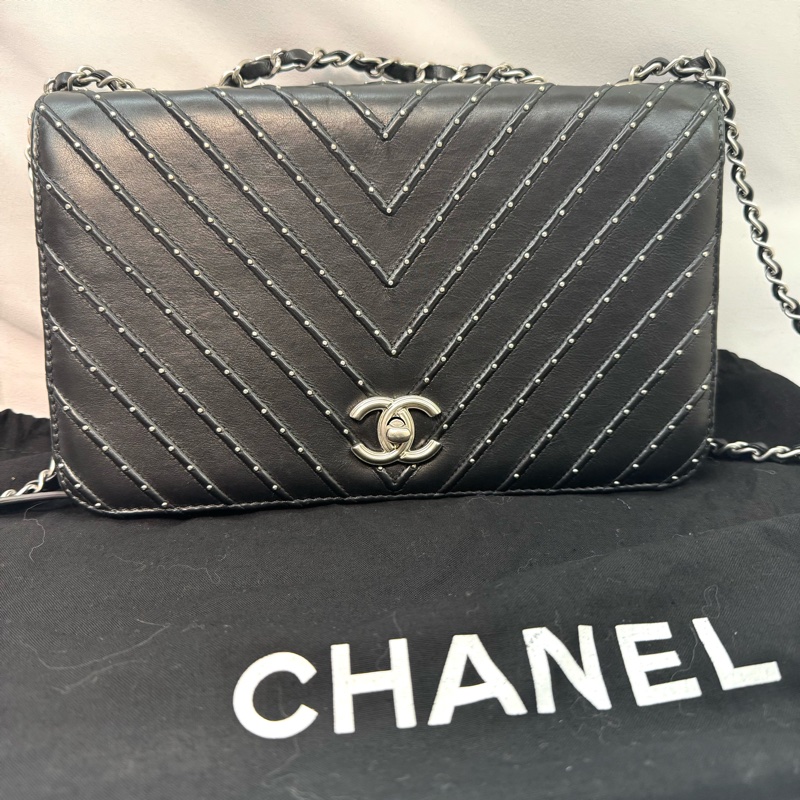 香奈兒 CHANEL 小羊皮V字鏈條肩背包 No.25-2
