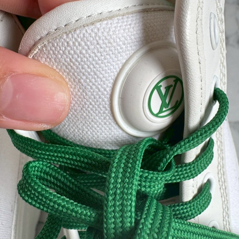 💫專櫃超級貴 LV 森林綠配白色高筒靴-11