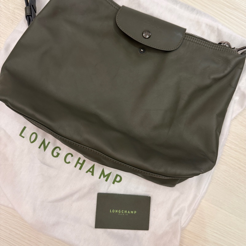 九成新。Longchamp Le Pliage Xtra HOBO M號小牛皮肩背包 (冷杉綠色)-0