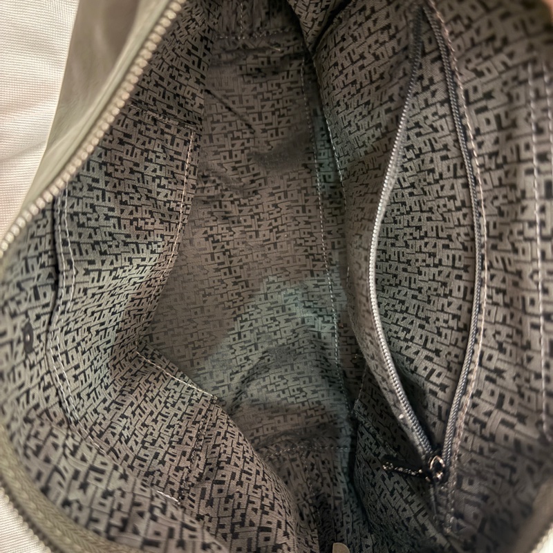 九成新。Longchamp Le Pliage Xtra HOBO M號小牛皮肩背包 (冷杉綠色)-5