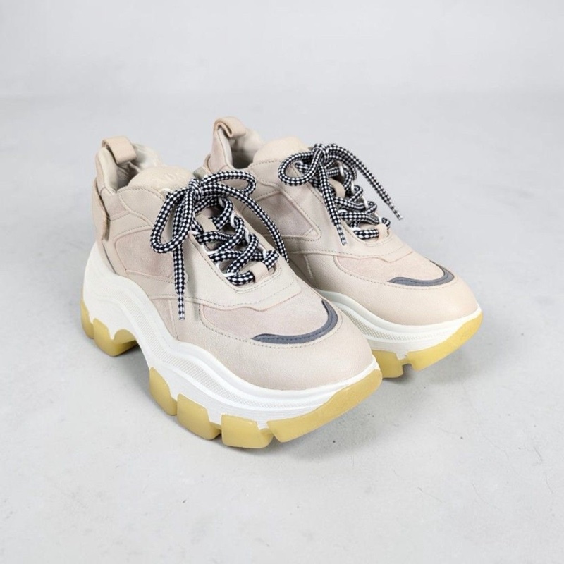 莉亞精品♡ PRADA 米色麂皮厚底老爹鞋 尺碼36 二手美品-0