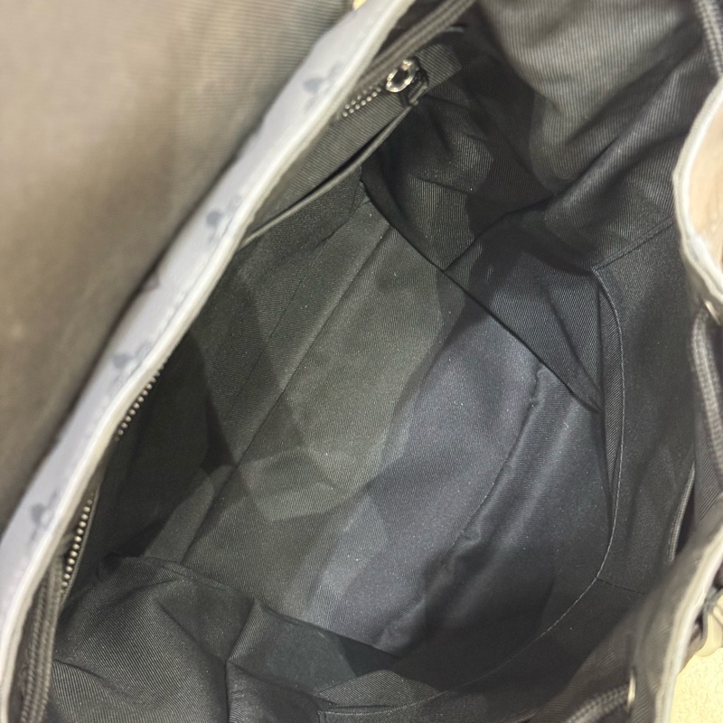 LV 老花雙拼色男後背包-4