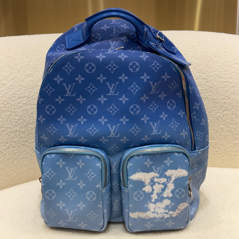 LV Clouds 系列 多口袋雙肩藍色-0
