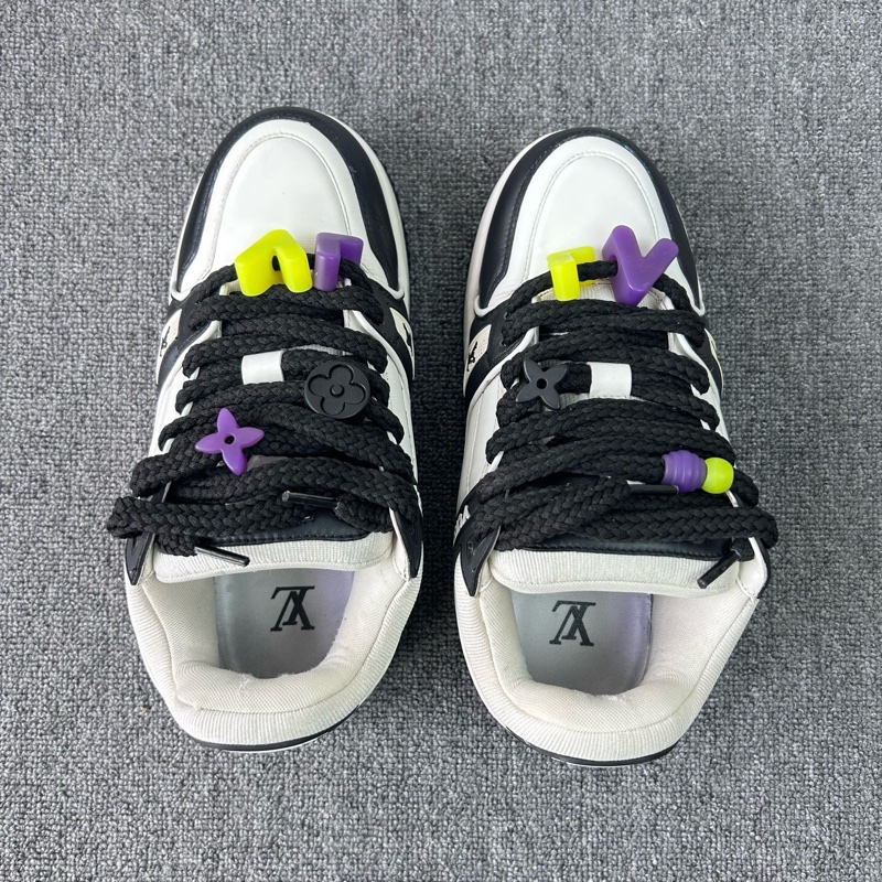 Louis Vuitton 路易威登 LV 胖丁trainer maxi 黑白/尺碼:40-2