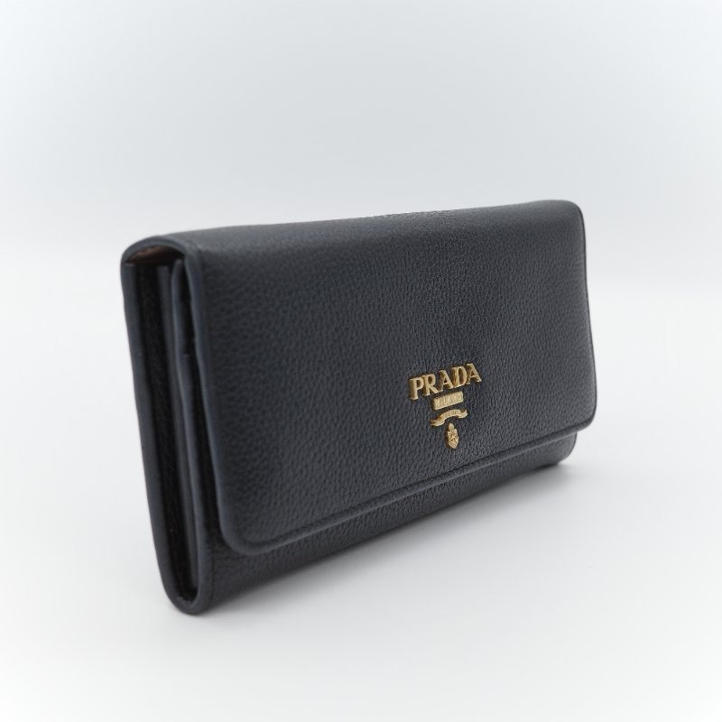 prada 黑色錢包-2