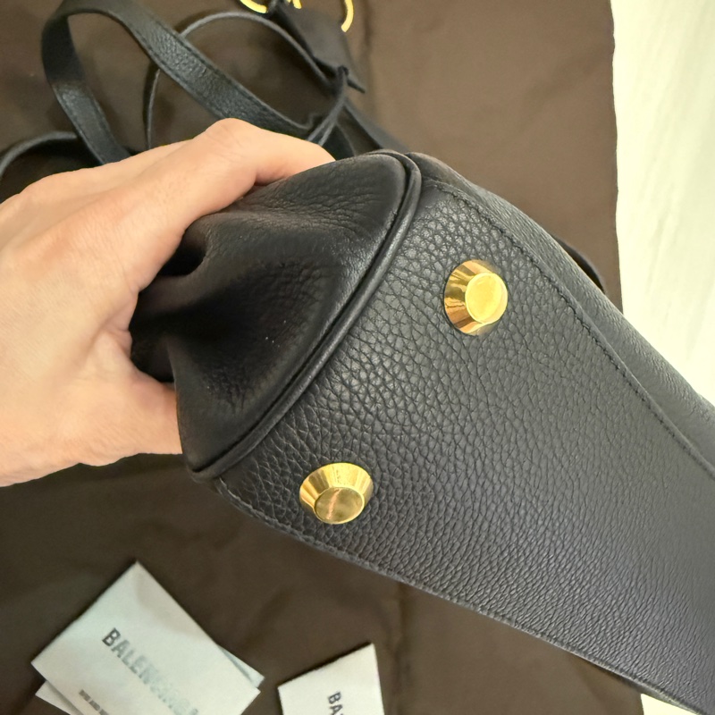 九成新。BALENCIA Rodeo小號 荔枝皮 黑金款-9