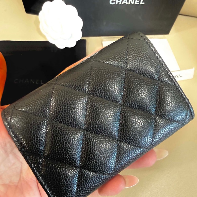CHANEL經典CF mini荔枝牛皮三折扣式短夾 - 黑金 (晶片款)-14