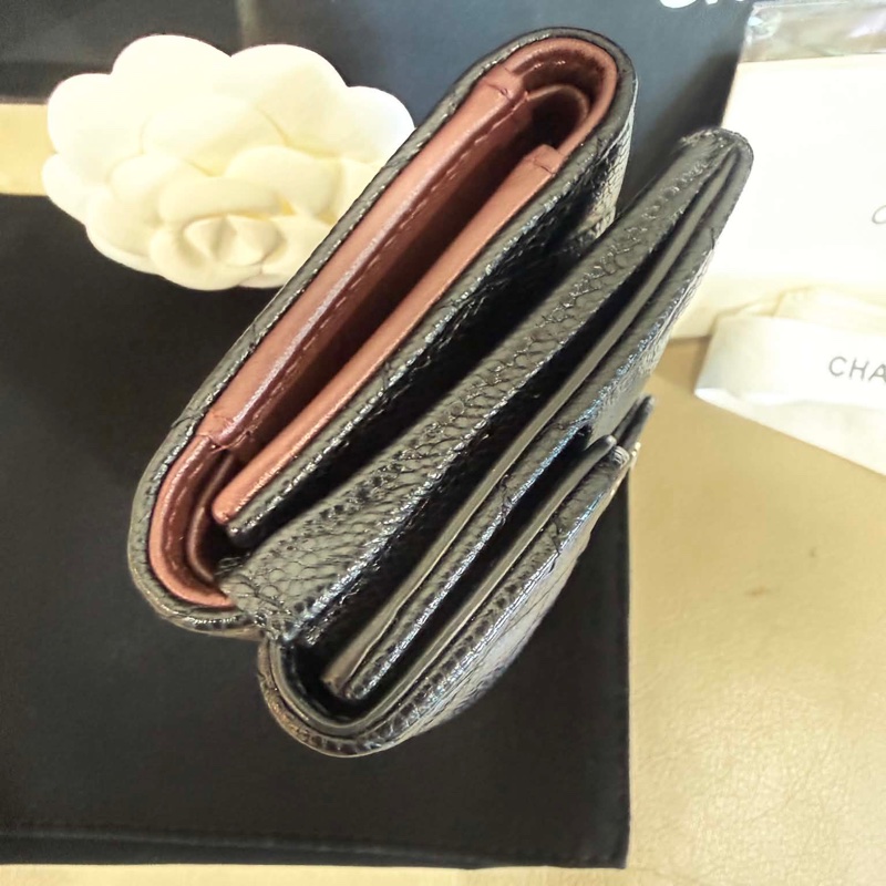 CHANEL經典CF mini荔枝牛皮三折扣式短夾 - 黑金 (晶片款)-21