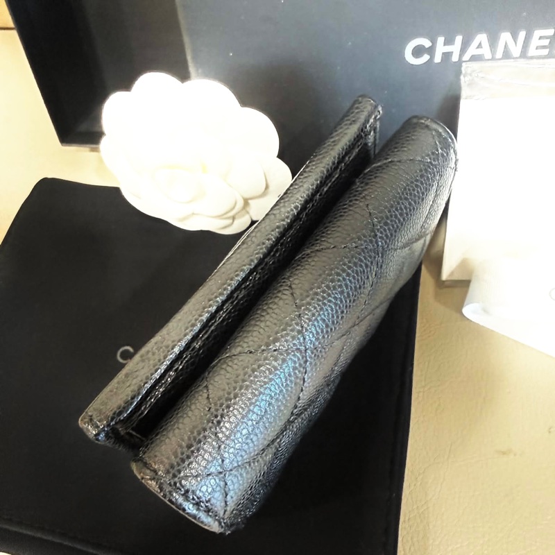 CHANEL經典CF mini荔枝牛皮三折扣式短夾 - 黑金 (晶片款)-25