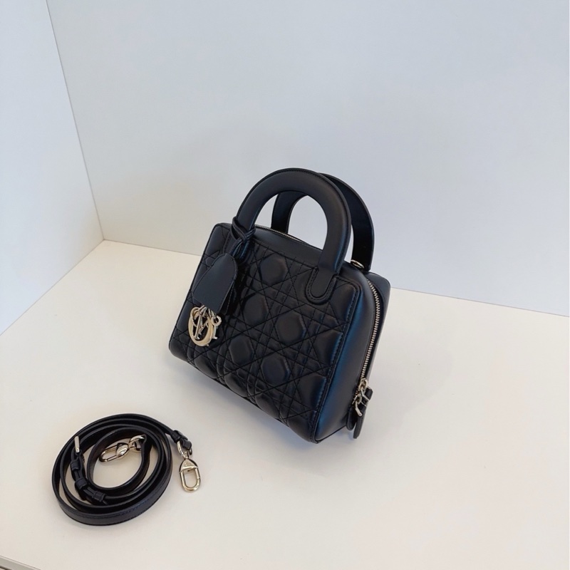 ✨Dior迪奧|Lily限定款戴妃|黑金藤格紋小盒子四格|98新-3