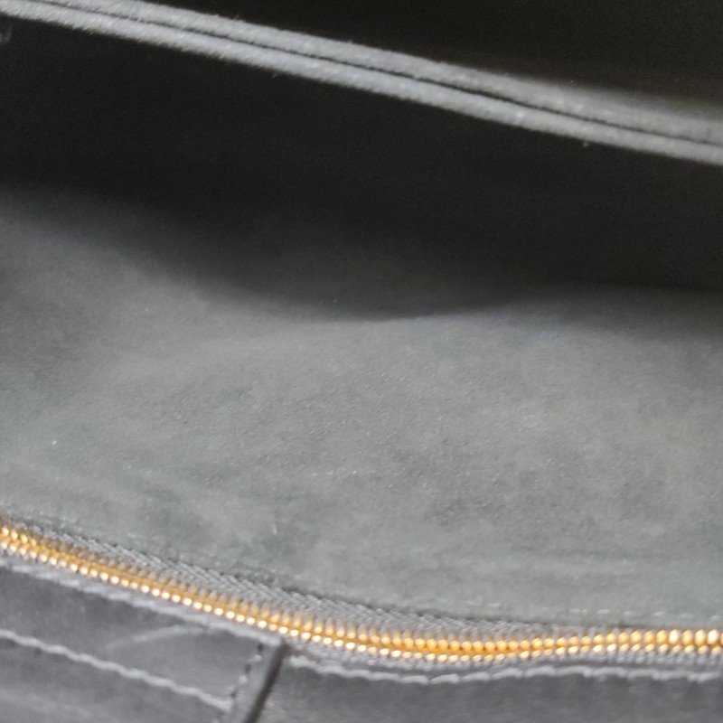 Louis Vuitton (LV) New Wave牛皮純色絎縫Logo標誌單肩包晶片款-8