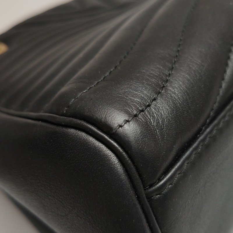 Louis Vuitton (LV) New Wave牛皮純色絎縫Logo標誌單肩包晶片款-18
