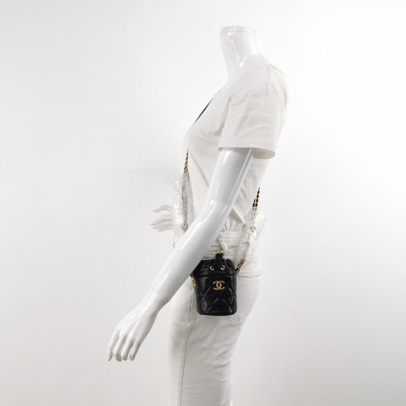 Chanel 牛皮純色菱格絎縫雙C Logo金幣斜背包單肩包-1