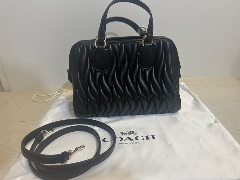 COACH 皺褶包|斜背 / 手拿兩用|全新未使用|經典黑色✨-1