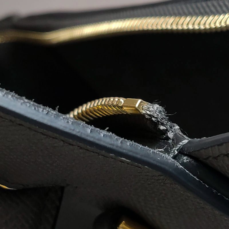Celine Belt鯰魚包Micro牛皮純色紐結飾帶斜背包單肩包-18
