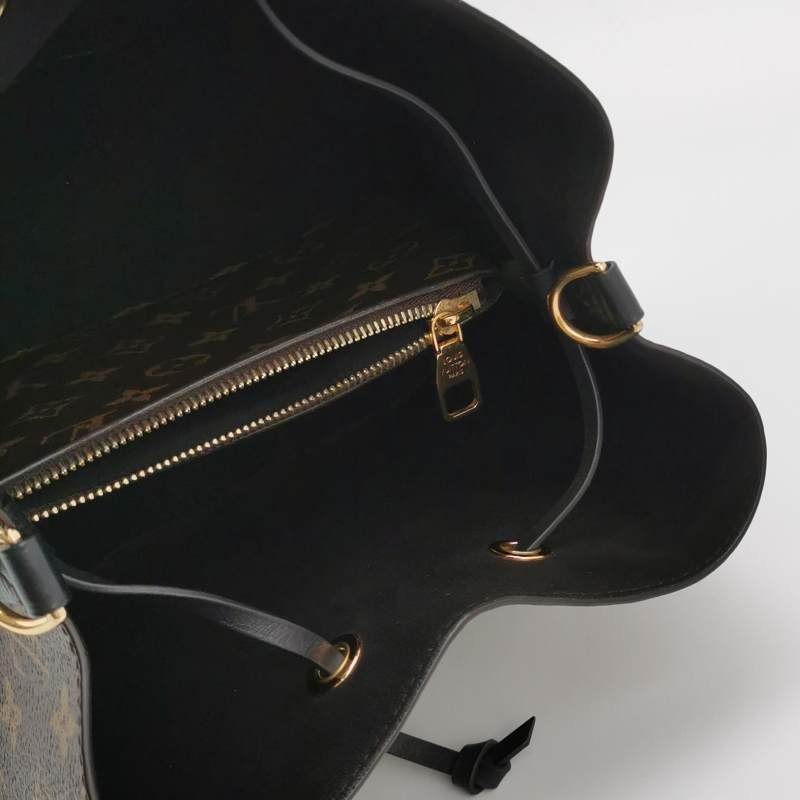 Louis Vuitton (LV) NÉONOÉ中型牛皮Monogram印花抽繩肩背包晶片款-6