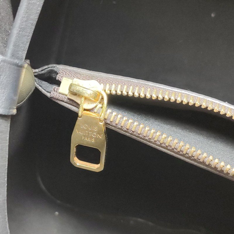 Louis Vuitton (LV) NÉONOÉ中型牛皮Monogram印花抽繩肩背包晶片款-12