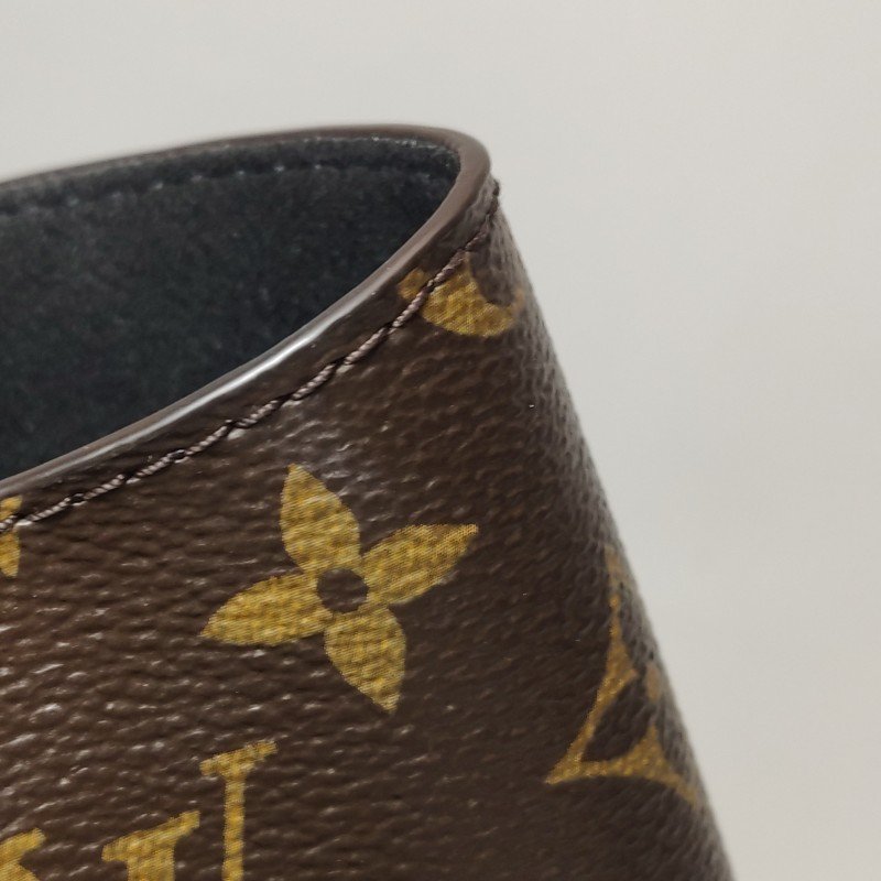 Louis Vuitton (LV) NÉONOÉ中型牛皮Monogram印花抽繩肩背包晶片款-18