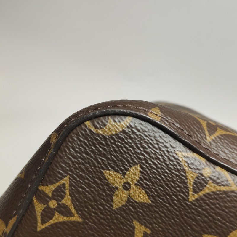 Louis Vuitton (LV) NÉONOÉ中型牛皮Monogram印花抽繩肩背包晶片款-23