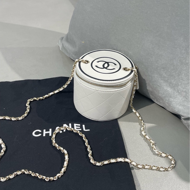 Chanel香奈兒黑白色mini小圓筒斜挎包 30開-0