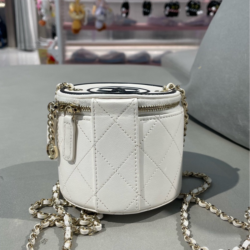 Chanel香奈兒黑白色mini小圓筒斜挎包 30開-1