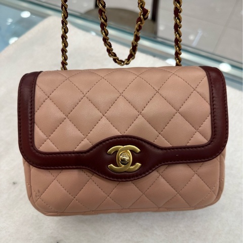 Chanel 香奈兒 17C古巴系列方胖子 粉色拼酒紅色 羊皮 金扣 23開 98新 尺寸 12*18*6 