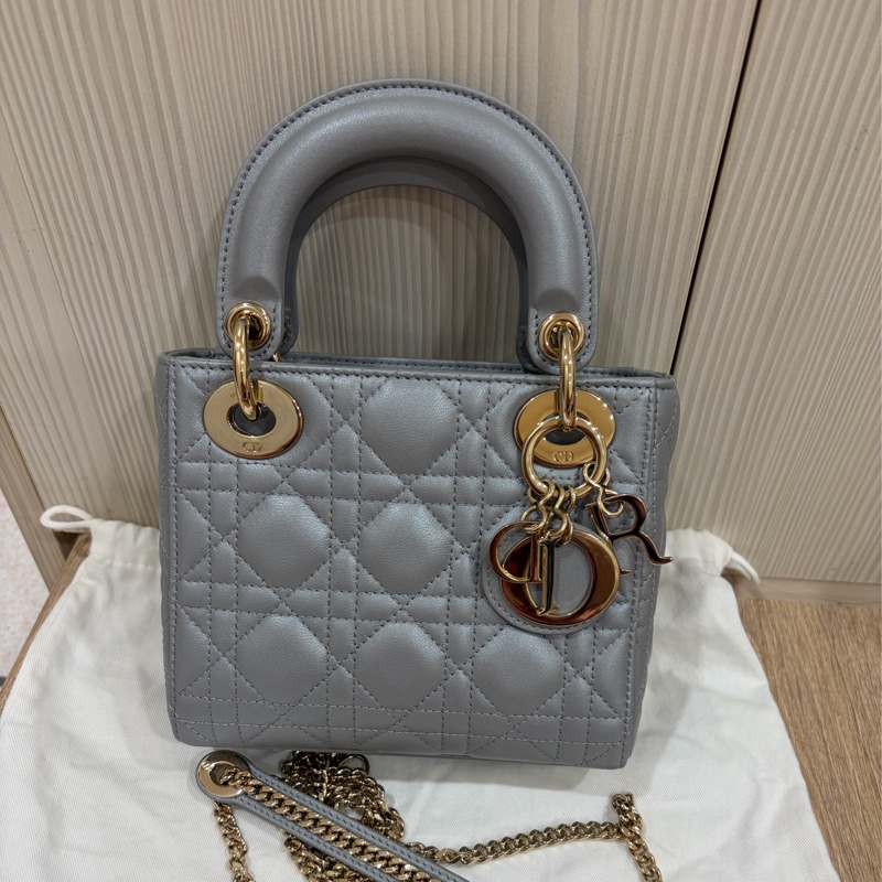 Dior lady Dior 乳灰色珠光藤格纹小羊皮手提包-0
