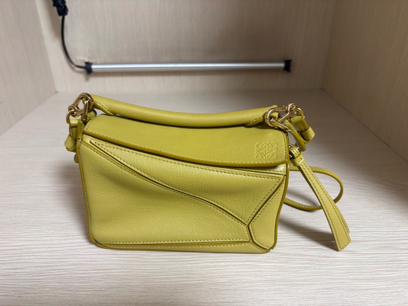 Loewe mini puzzle bright ochre 黃色 二手-0