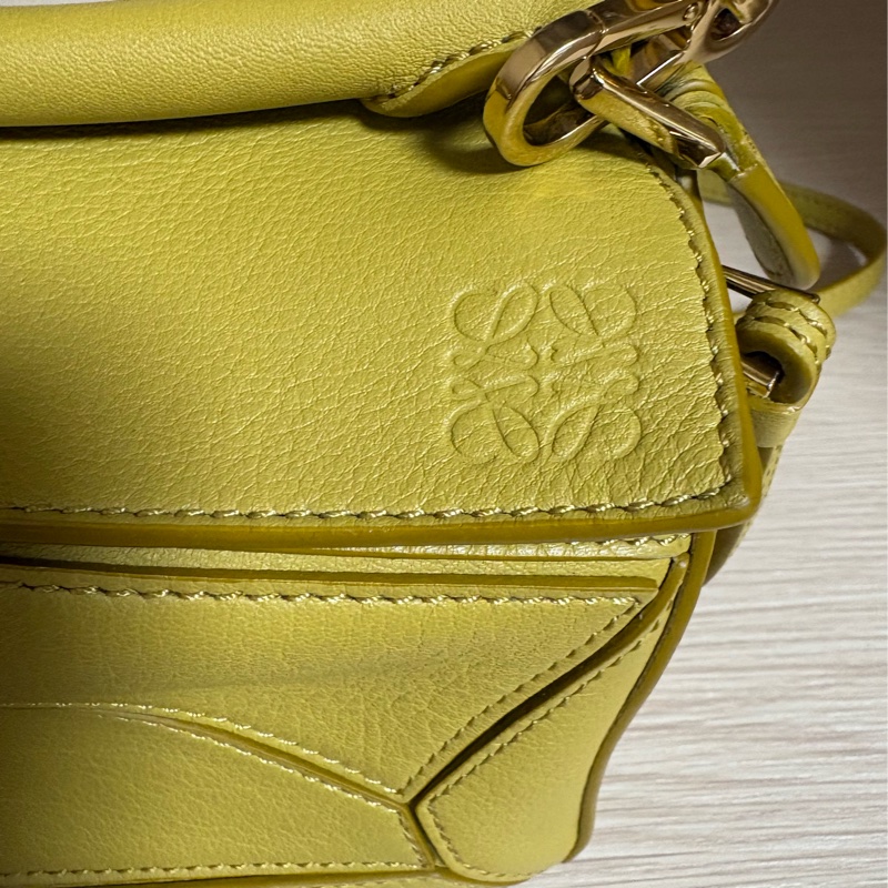 Loewe mini puzzle bright ochre 黃色 二手-6