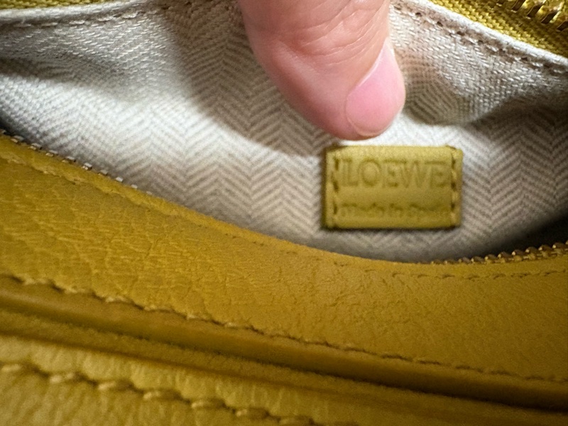 Loewe mini puzzle bright ochre 黃色 二手-8