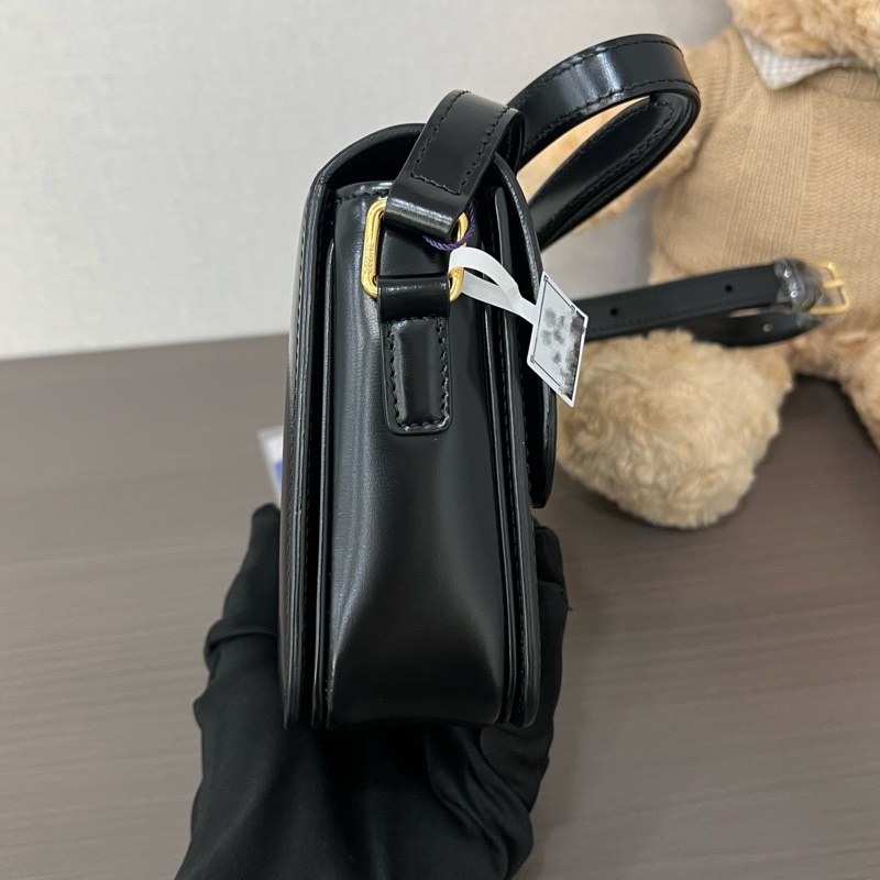 Celine/賽琳 黑金小號TRIOMPHE凱旋門豆腐包-4