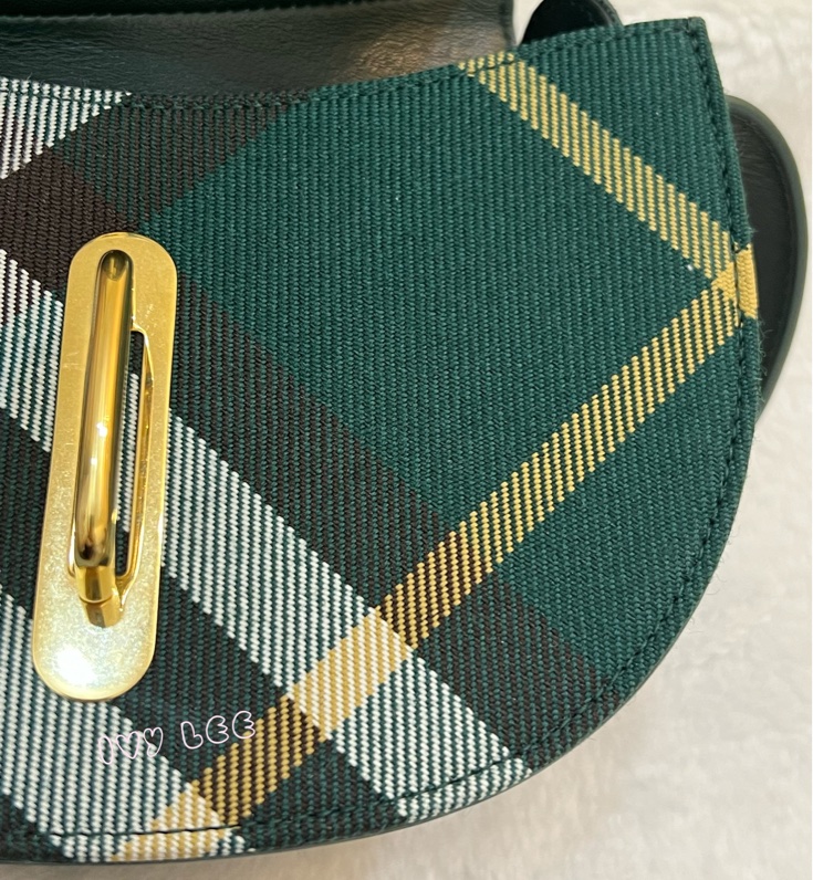 BURBERRY Rocking Horse 包 綠格紋馬鞍包 斜背包 肩背包 8081408正品 二手精品-19