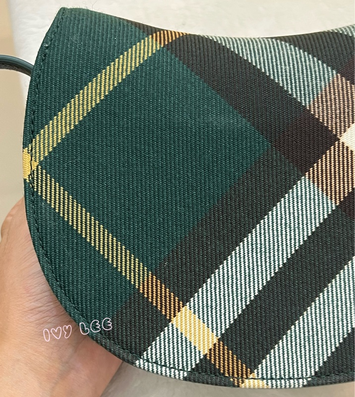 BURBERRY Rocking Horse 包 綠格紋馬鞍包 斜背包 肩背包 8081408正品 二手精品-21